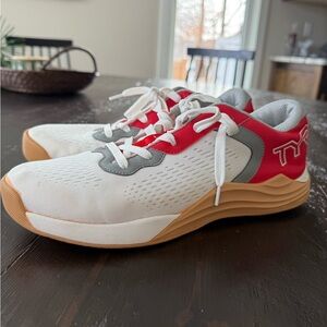TYR CXT-1 men’s White and Red Athletic Shoes size 10